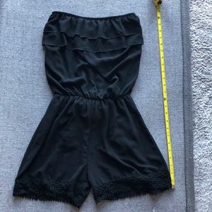 Sexy black short jumper. Small